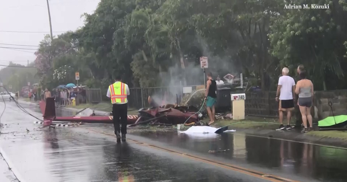 Kailua helicopter crash 3 dead after tour helicopter crashes nose