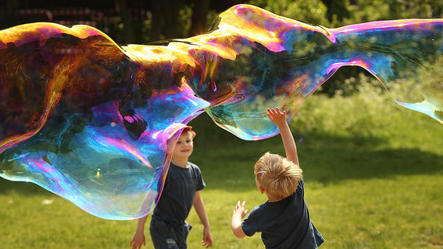 giant-bubble.jpg 