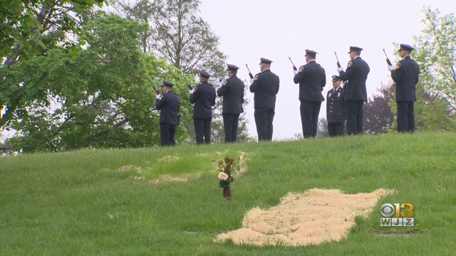 fallen-heroes-day.jpg 