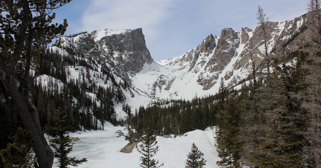 Several People Caught In Large Avalanches In Rocky Mountain National