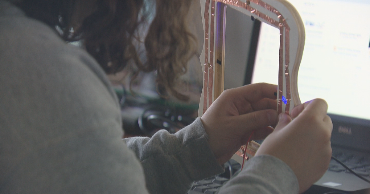 Amazon Awards Thornton School 25,000 In Hopes Of Keeping Tech Jobs