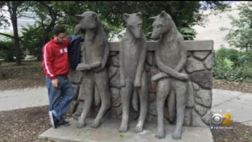sculptures-colombia-college.jpg 