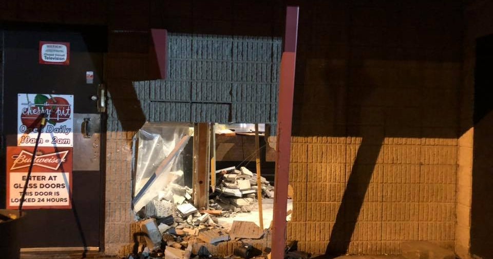 SUV Crashes Into St. Paul's Cherry Pit Bar & Grill CBS Minnesota
