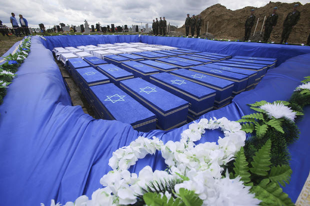 Belarus Holocaust Burial 