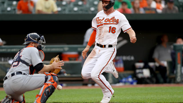 Tigers SS Jordy Mercer Hits Walk-Off Single vs. Yankees - Stadium