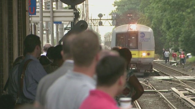 lirr-1.jpg 