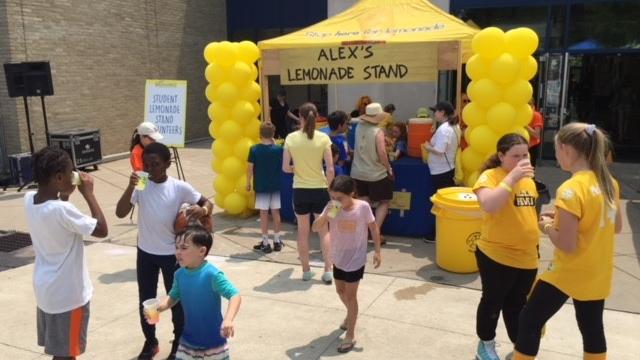 alex-lemonade-stand.jpg 