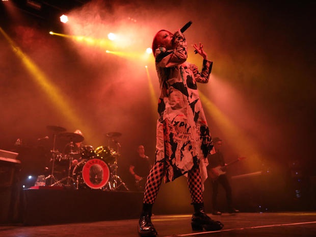 summer-music-2019-garbage-face-the-music-benefit-riviera-theatre-chicago-il-5202019-4r8a0402.jpg 