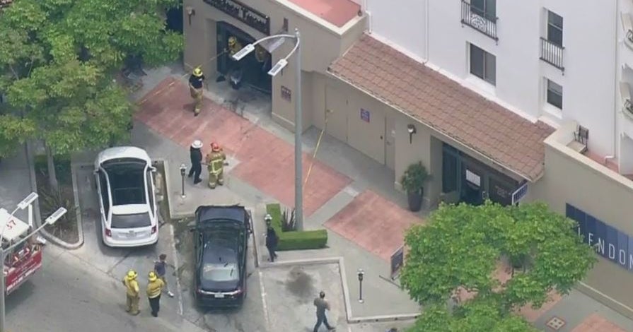 3 Hurt After Car Slams Into Restaurant In Westwood - CBS Los Angeles