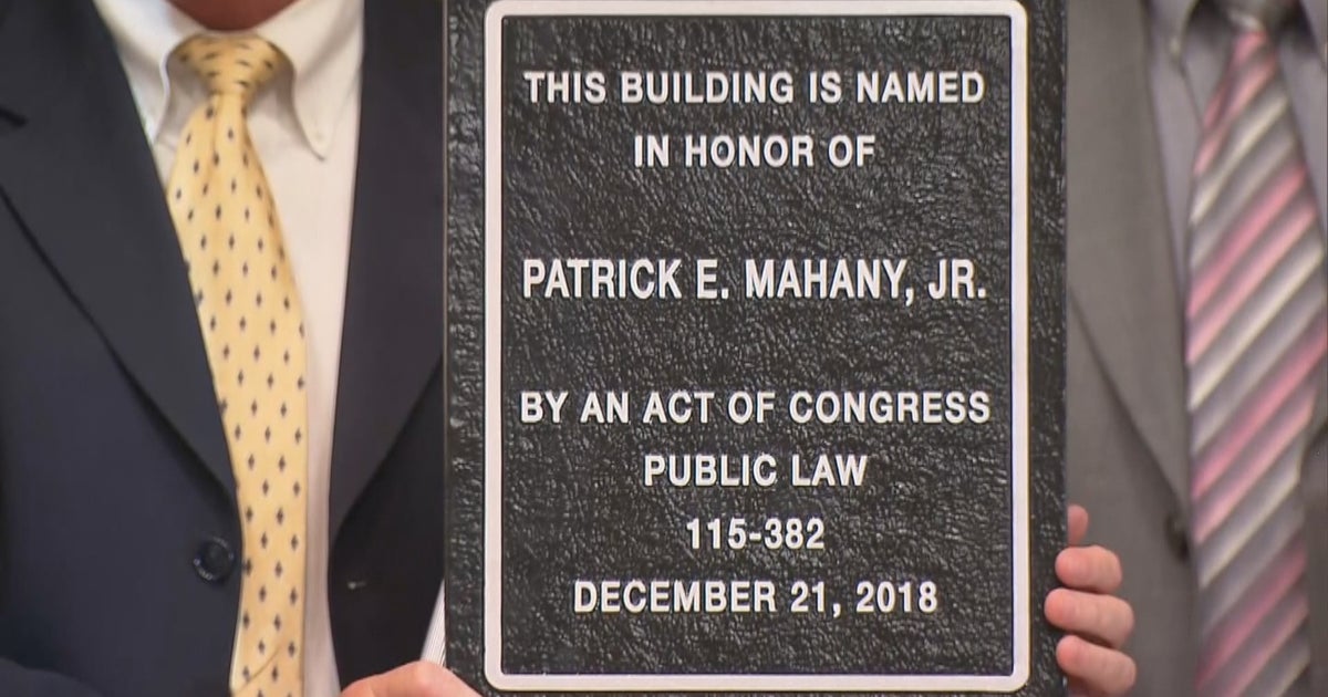 flight-for-life-pilot-honored-at-post-office-dedication-cbs-colorado