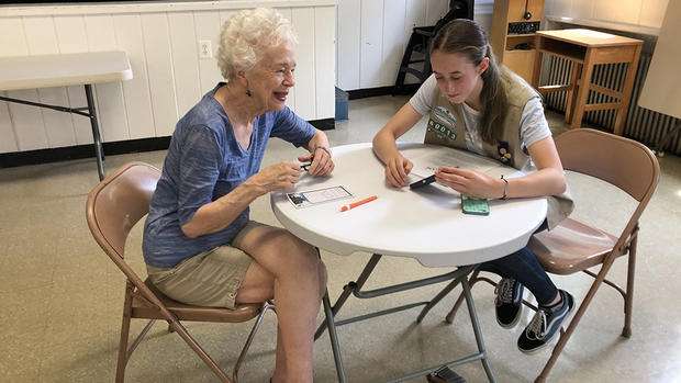 girl scouts help elderly edit 