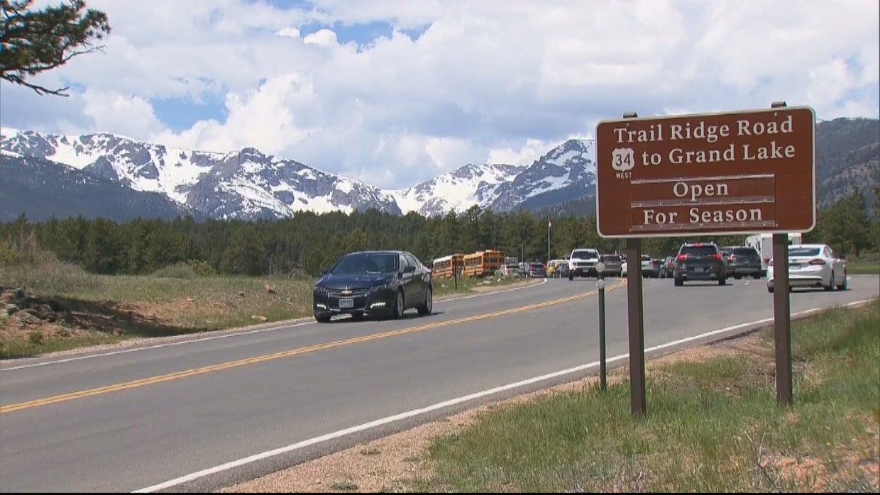 TRAIL RIDGE ROAD OPEN 6PKG_frame_440 