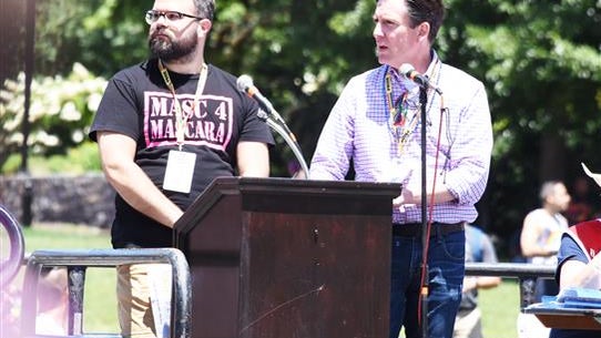 hjd_4848-small.jpg 