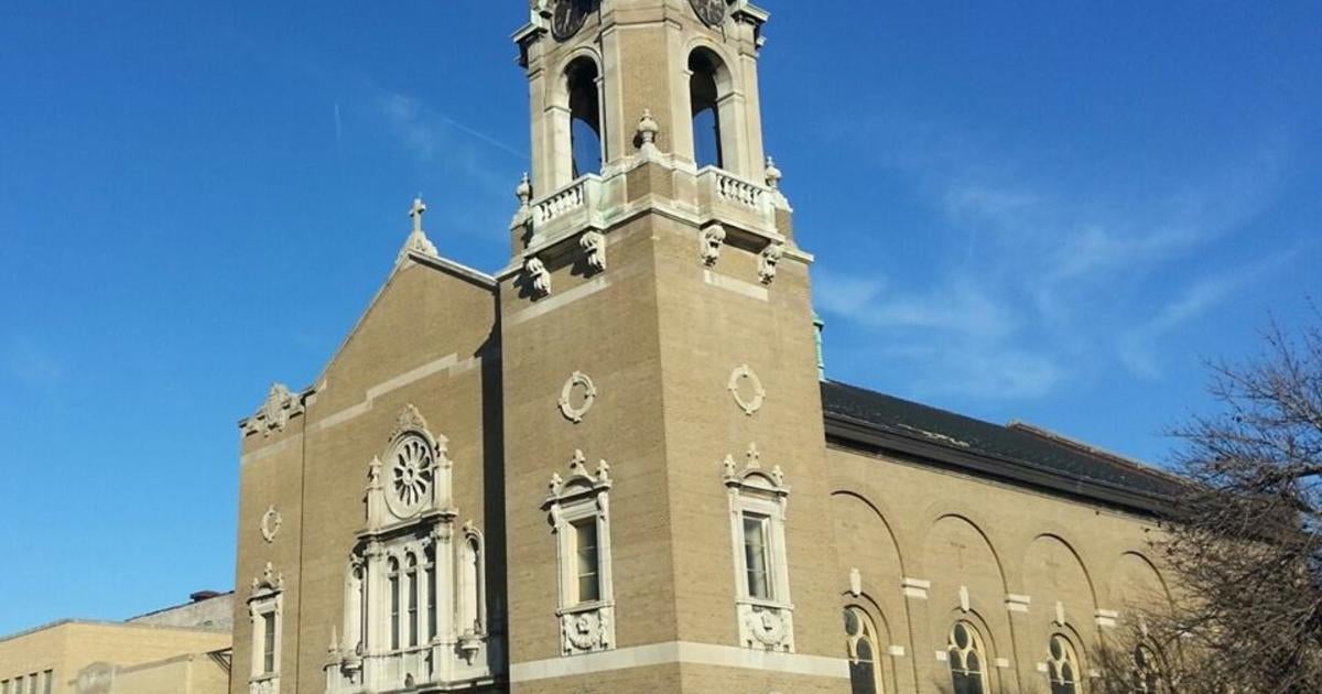 Chicago Church Holding Street Masses To Pray For Peace - CBS Chicago