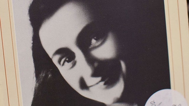 annefrank2.jpg 