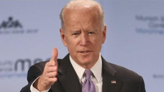 cbsn-fusion-president-trump-joe-biden-both-in-iowa-today-thumbnail-1871378-640x360.jpg 