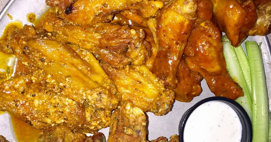 The 5 Best Sports Bars In Arlington CBS Texas