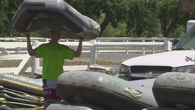 rafting.jpg 