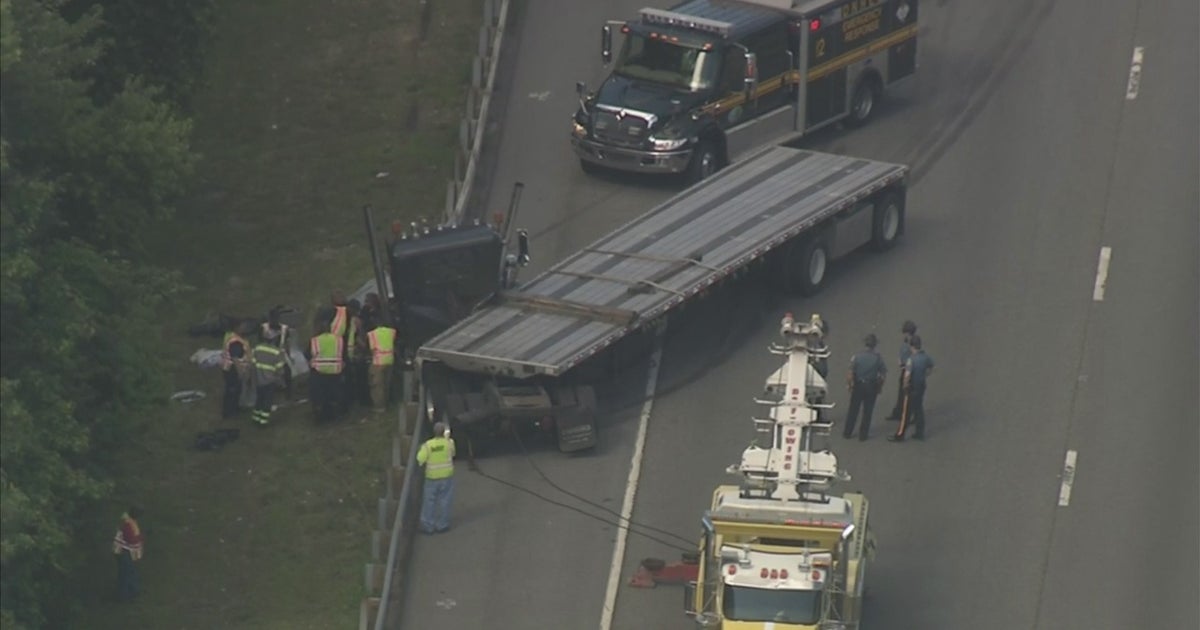 Jackknifed TractorTrailer On I95 In New Castle Backing Up Traffic For
