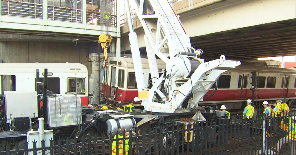 Red Line Riders Asked To Leave Extra 20 Minutes For Monday Commute ...