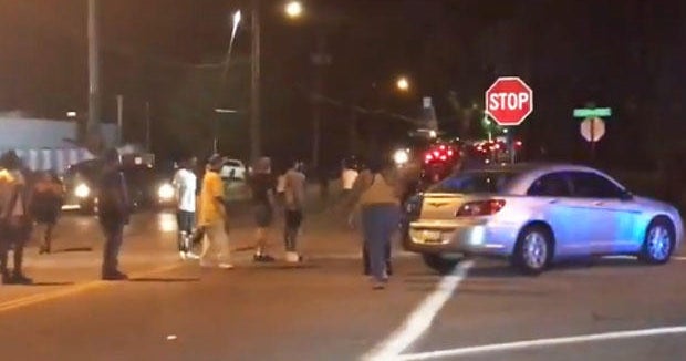 Memphis Police Shooting: Deadly Shooting Leads To Anger And Unrest ...