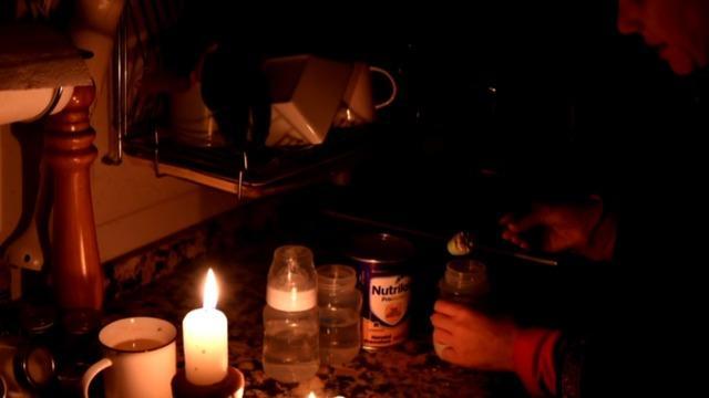 cbsn-fusion-south-america-power-outage-leaves-44-million-people-in-the-dark-thumbnail-1874765-640x360.jpg 