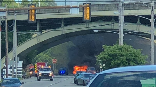 car-fire-ardmore-blvd.jpg 