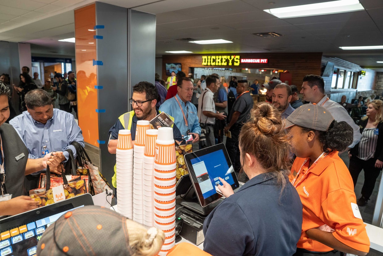 Whataburger Finally Lands At DFW Airport CBS Texas