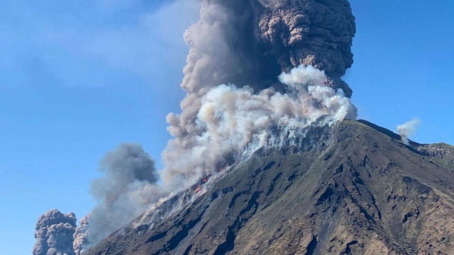 ITALY-VOLCANO-STROMBOLI-ERUPTION 