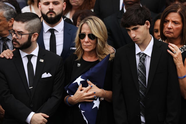 Luis Alvarez funeral 