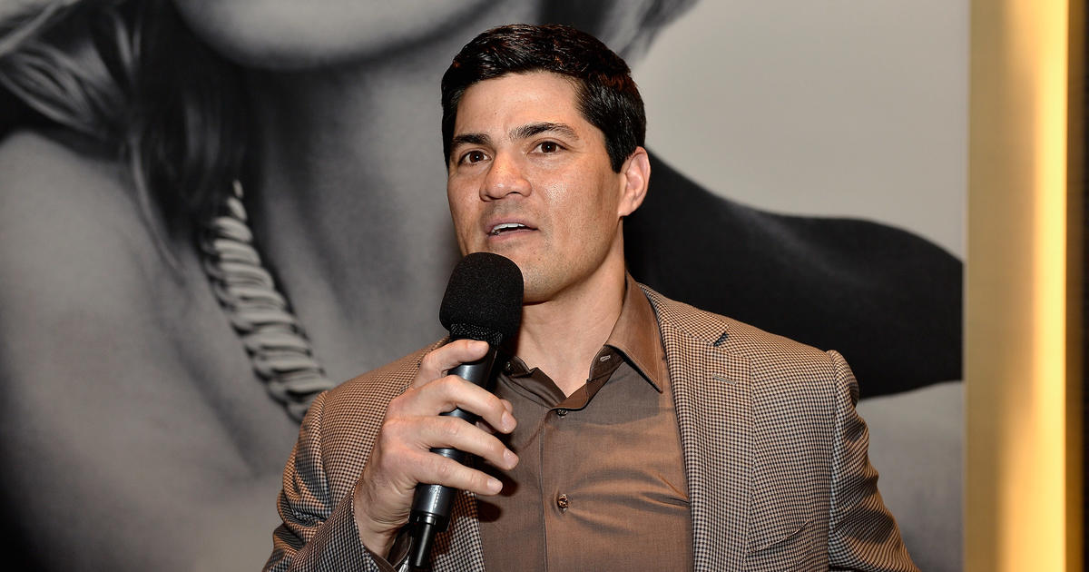 Tedy Bruschi suffered a stroke Thursday but is 'recovering well,' his  family says - Los Angeles Times