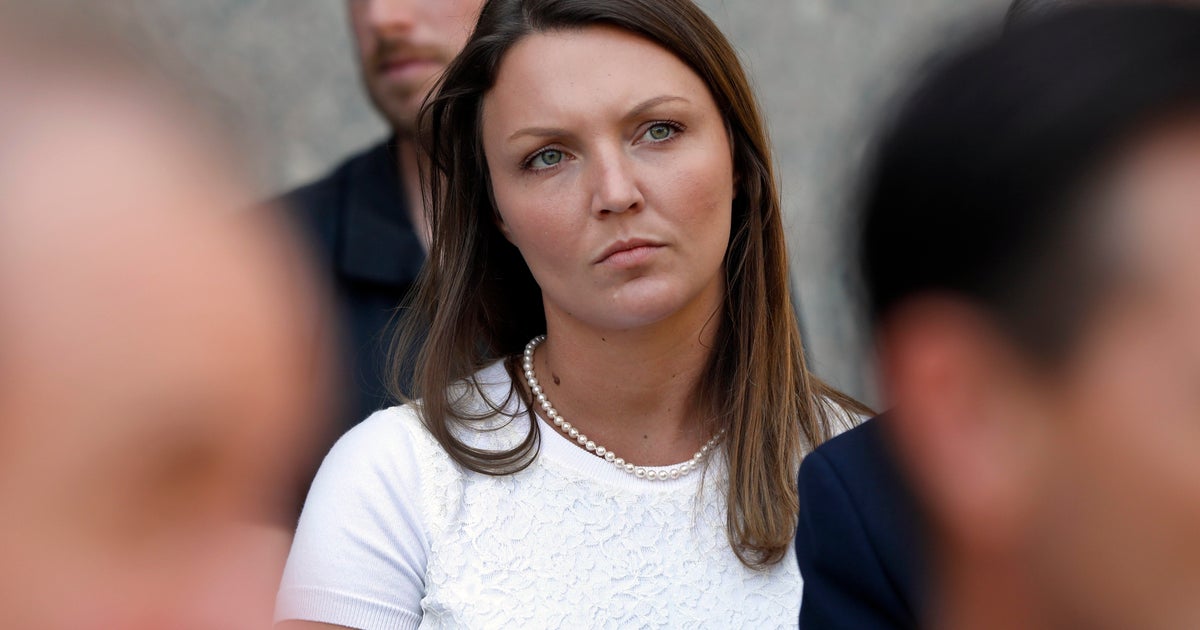 Jeffrey Epstein accuser Courtney Wild speaks about alleged sexual abuse  today: "He isn't going to get away this time" - CBS News