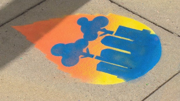 URBAN CAMPUS STREET ART 5VO_frame_369 