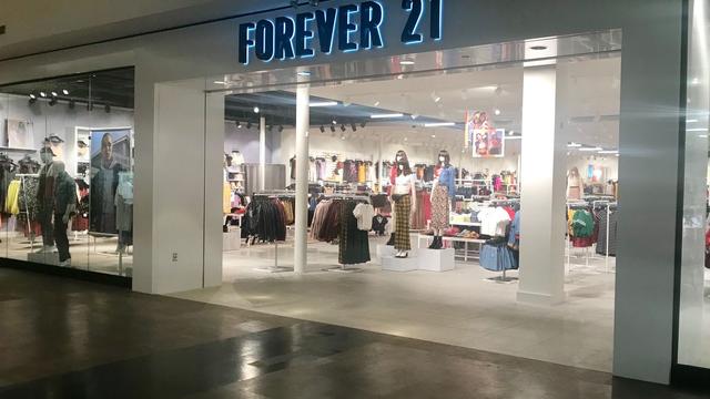 F21-Storefront-Macomb.jpg 