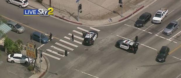 Dangerous Chase With Possible Burglary Suspects Ends In Sherman Oaks Galleria 