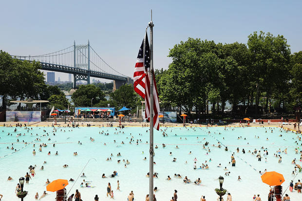 New York Sizzles As East Coast Heatwave Continues 