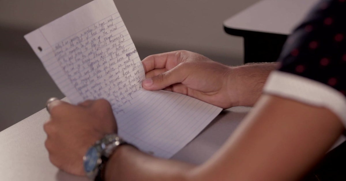Facing South Florida: Students Write Letters To Migrant Children - CBS ...