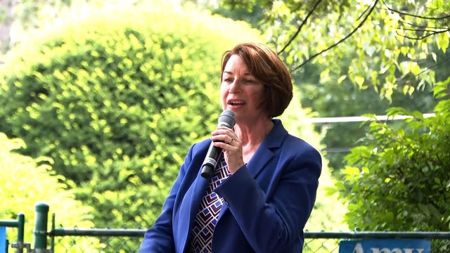 klobuchar-nh.jpg 