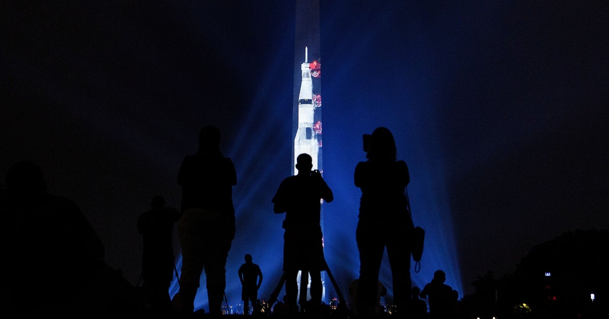 Light Show Projection On Washington Monument Celebrates 50th ...