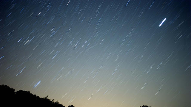 meteor-shower.jpg 