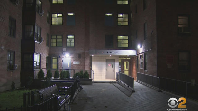 Fake-NYCHA-robbery.jpg 