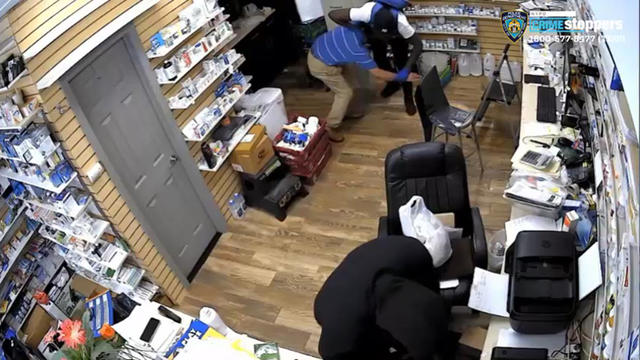 Mn-pharmacist-robbery-2.jpg 