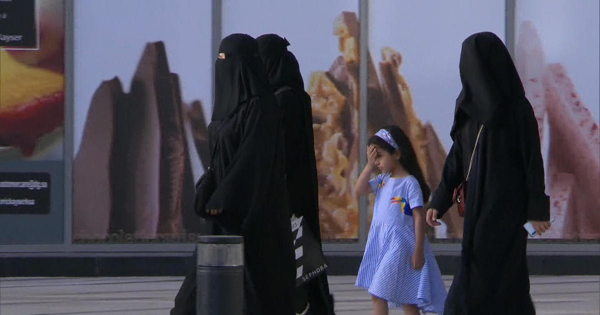 New Laws Allow Saudi Women To Travel Overseas Without Man S Permission   0802 Ctm Saudiarabiachanges Williams 