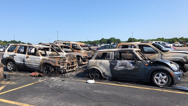 DightonCarFire.jpg 