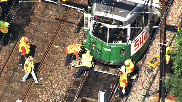 green line train derailment 