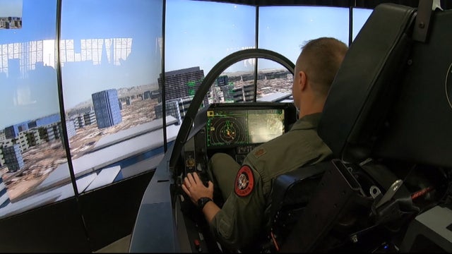 F35-JET-SIMULATOR-5PKG_frame_444.jpg 