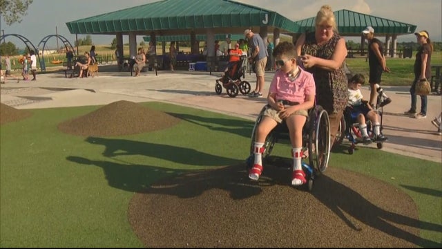 CLEMENT PARK IMPROVEMENTS 10PKG_frame_1806