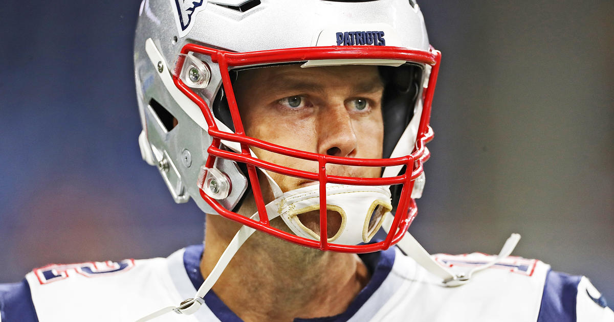 Tom Brady explains why he doesn't like the new helmet that the NFL