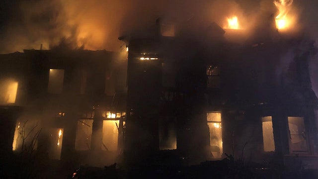 tauntonfire.jpg 