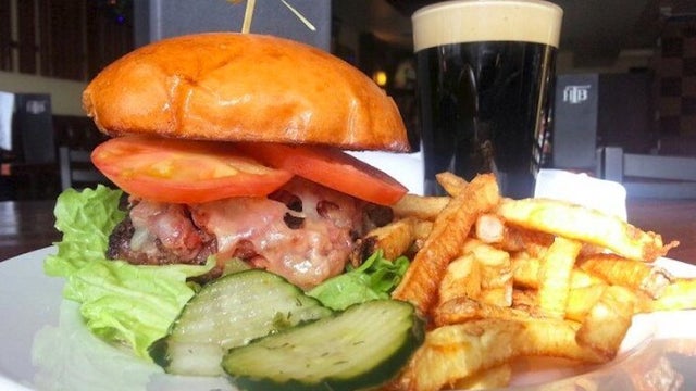 Highland-Tap-and-Burger-credit-Christy-F-Yelp.jpg 